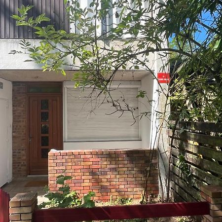 Se: 13A Rue Des Touleuses Pourpre Bed & Breakfast แซร์ฌี ภายนอก รูปภาพ