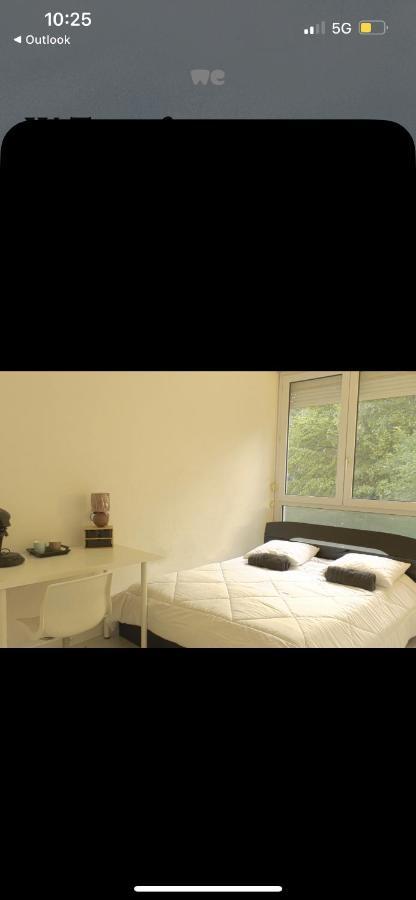 Se: 13A Rue Des Touleuses Pourpre Bed & Breakfast แซร์ฌี ภายนอก รูปภาพ