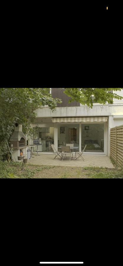 Se: 13A Rue Des Touleuses Pourpre Bed & Breakfast แซร์ฌี ภายนอก รูปภาพ